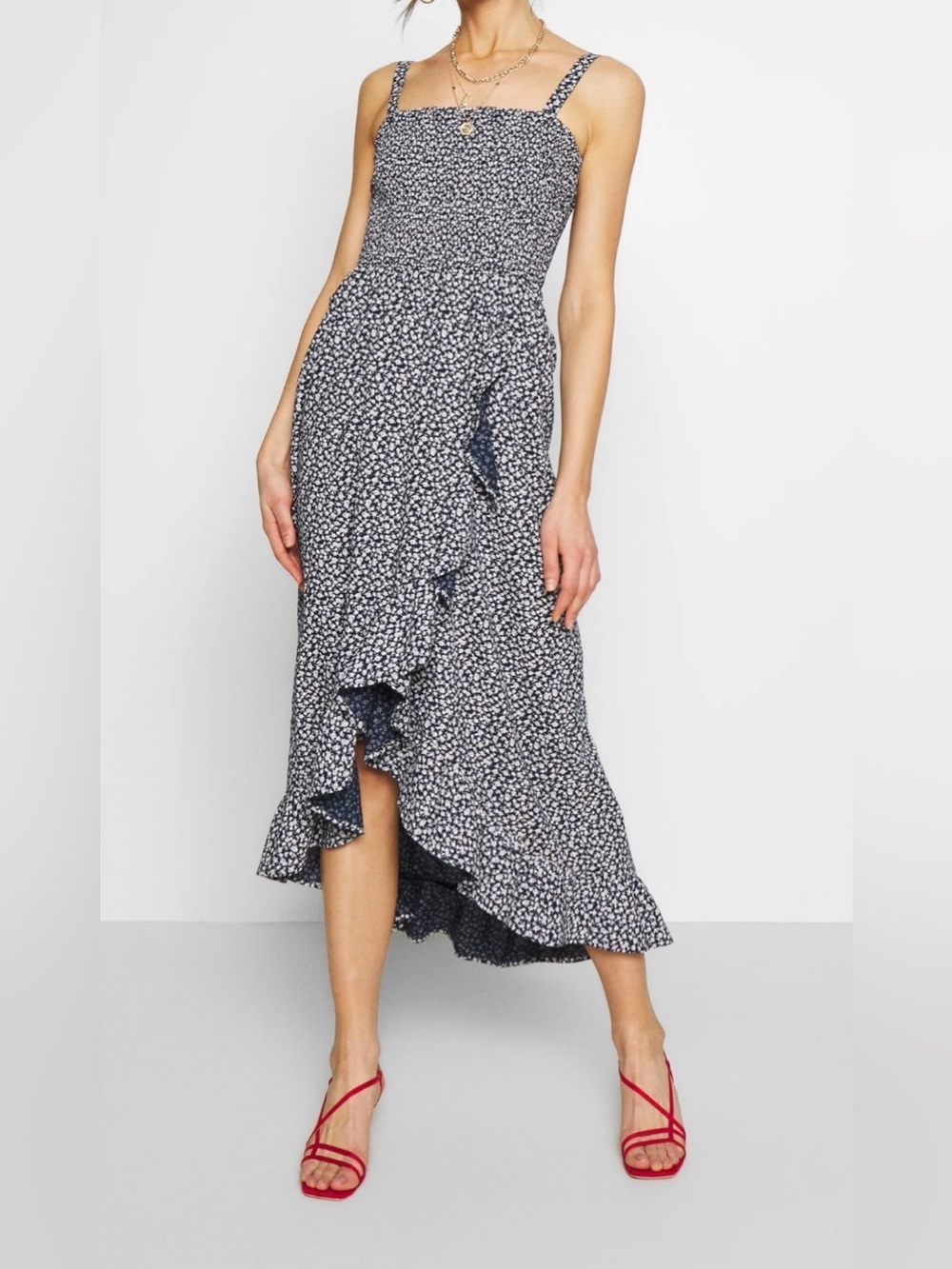 Hollister Smocked Floral Maxi Dress in Navy and White High-Low Slit SZ. S